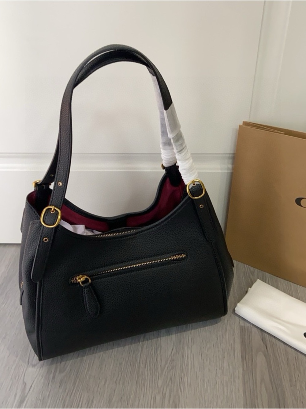 Coach Bella Medium Leather Shoulder Bag In Black - Picture 4 of 8